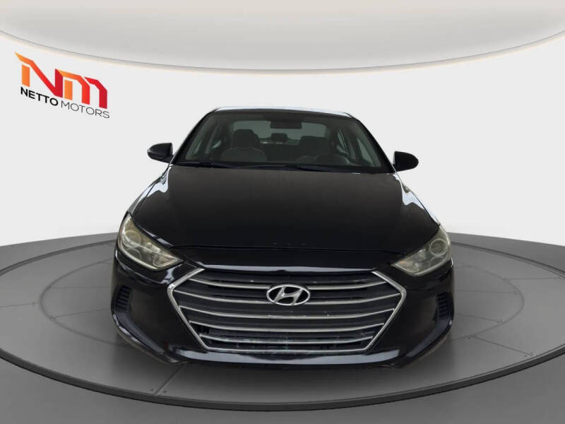 2018 Hyundai Elantra