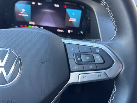 2024 Volkswagen Atlas Cross Sport SE