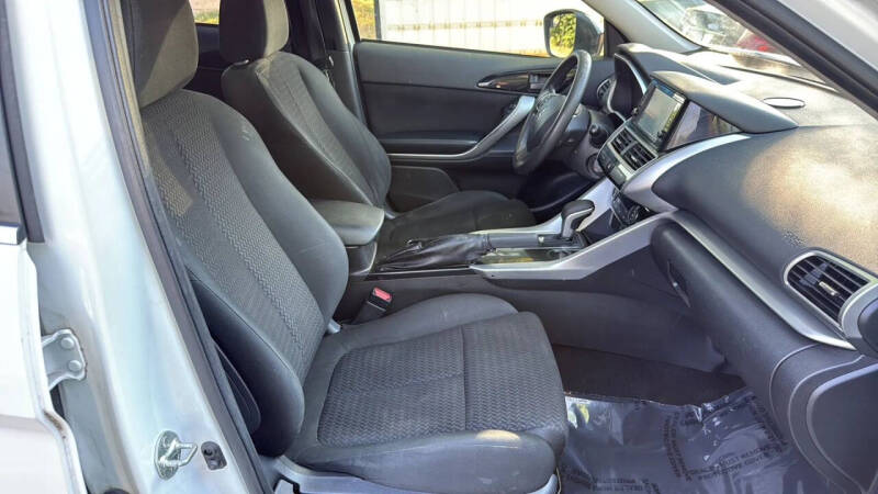 2020 Mitsubishi Eclipse Cross ES