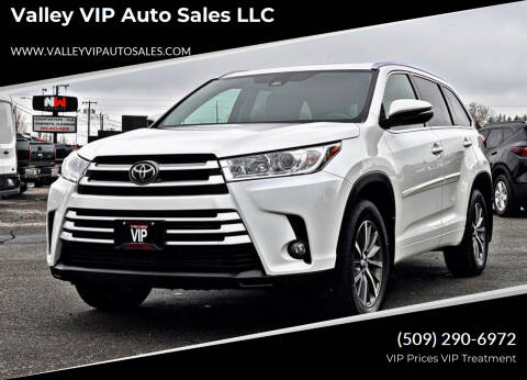 2018 Toyota Highlander for sale at Valley VIP Auto Sales LLC in Spokane Valley WA