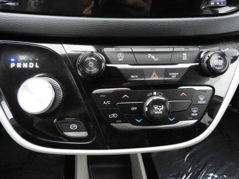 2018 Chrysler Pacifica Touring