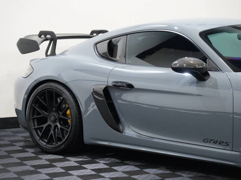 2023 Porsche 718 Cayman GT4 RS