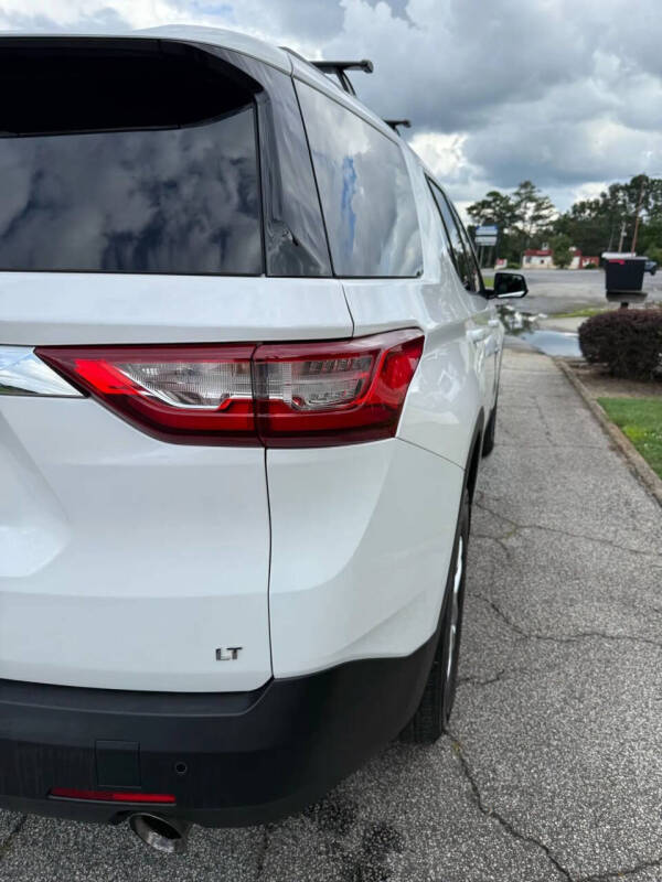 2020 Chevrolet Traverse LT Cloth