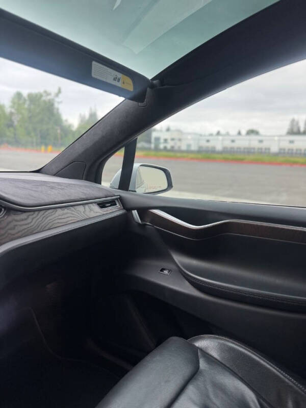 2016 Tesla Model X 90D