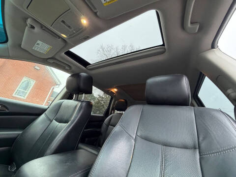 2014 Nissan Pathfinder Platinum