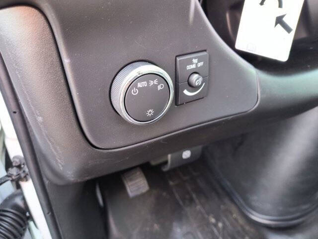 2025 Chevrolet Express 3500