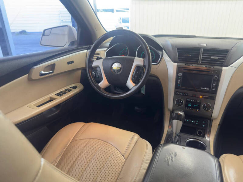 2011 Chevrolet Traverse LTZ