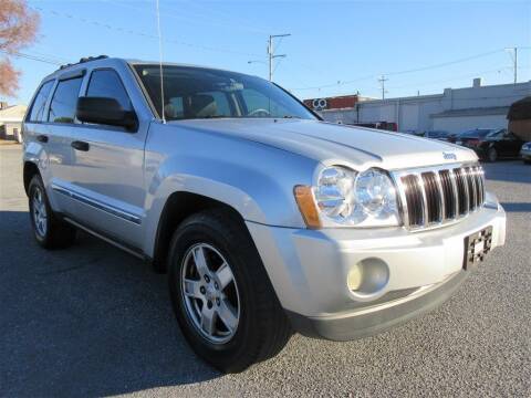 2005 Jeep Grand Cherokee for sale at Cam Automotive LLC in Lancaster PA