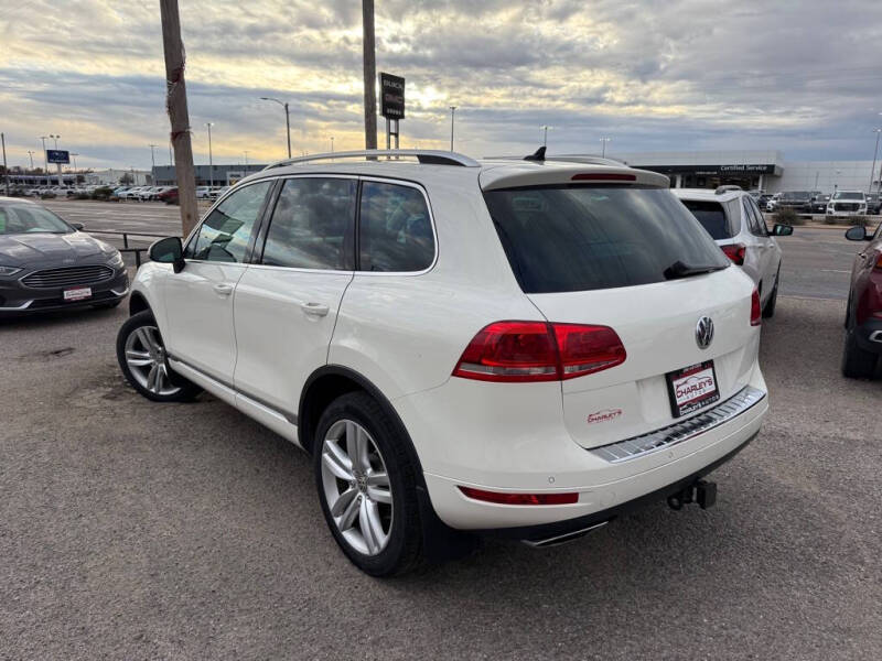 2011 Volkswagen Touareg TDI Executive