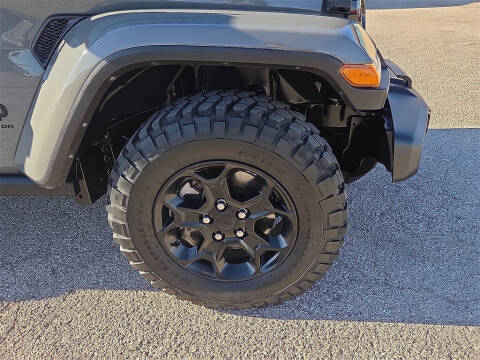 2023 Jeep Gladiator Willys