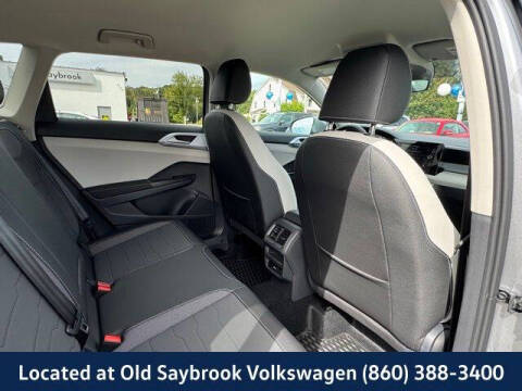 2025 Volkswagen Taos SE 4Motion