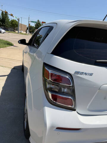 2020 Chevrolet Sonic LT