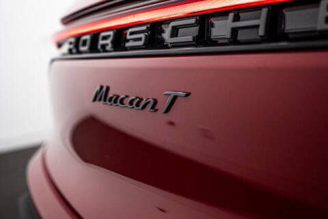 2026 Porsche Macan T