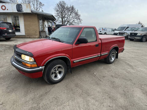 2002 Chevrolet S-10 LS