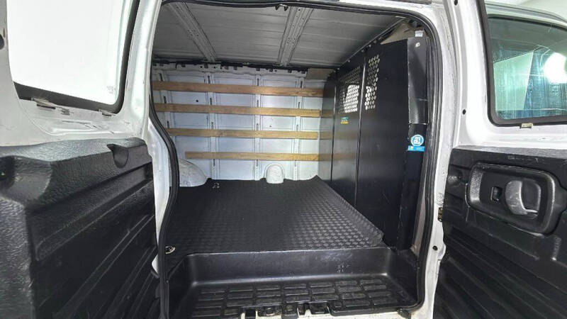 2024 Chevrolet Express 2500