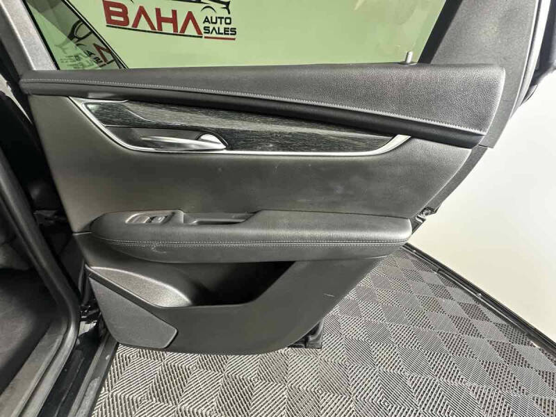 2020 Cadillac XT5 Premium Luxury