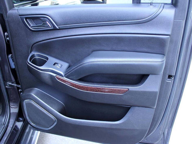 2017 GMC Yukon XL SLE