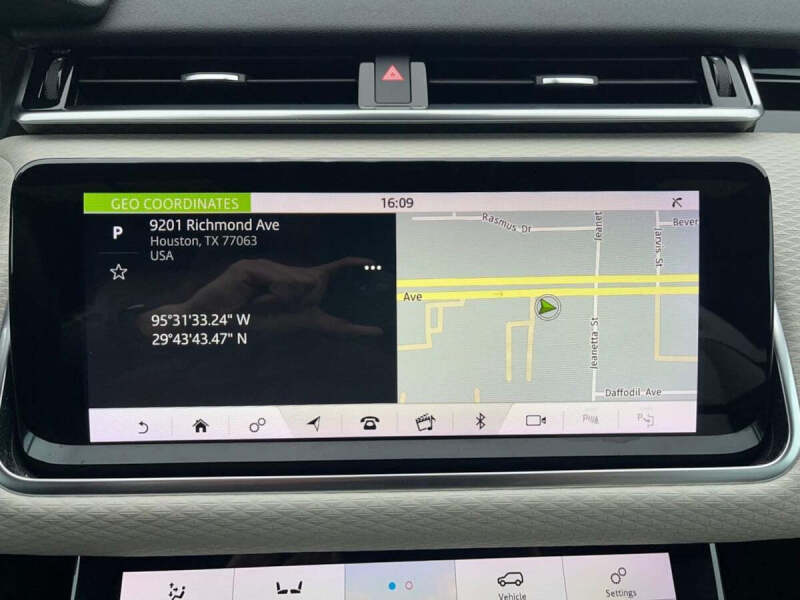 2019 Land Rover Range Rover Velar P250 R-Dynamic SE