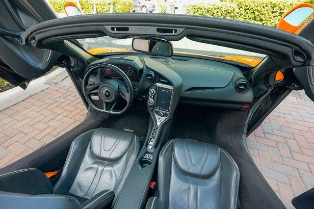 2020 McLaren 720S Spider Luxury