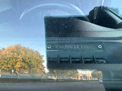 2016 Jeep Wrangler Sahara