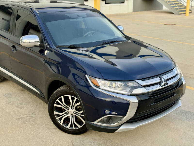 2018 Mitsubishi Outlander ES