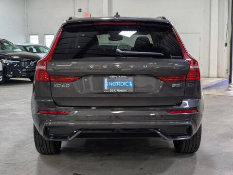 2025 Volvo XC60 B5 Plus Dark Theme