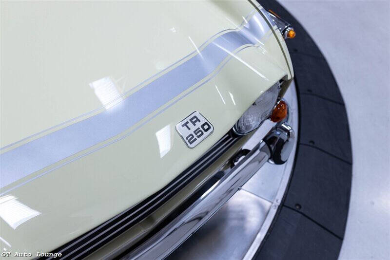 1968 Triumph TR250 31