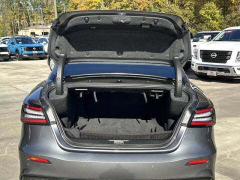 2023 Nissan Maxima 3.5 SR