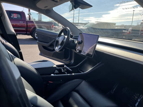 2018 Tesla Model 3 Mid Range