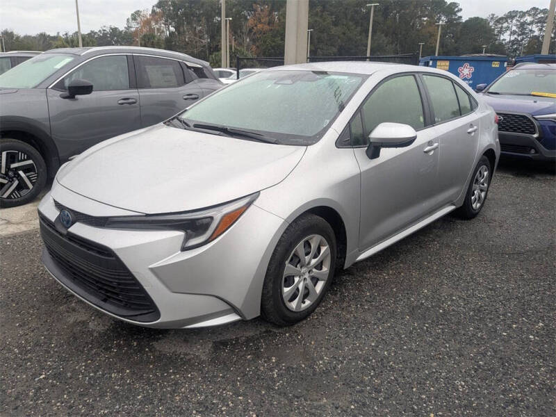 2025 Toyota Corolla Hybrid LE