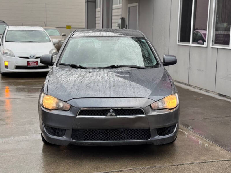 2008 Mitsubishi Lancer ES photo 2