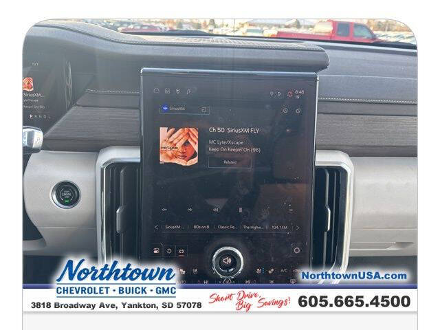 2025 GMC Acadia Denali