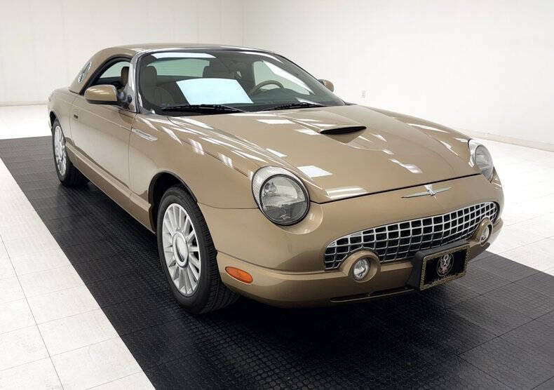 2005 Ford Thunderbird Deluxe