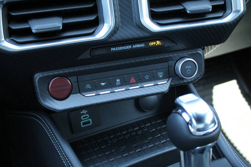 2024 Ford Mustang EcoBoost Premium