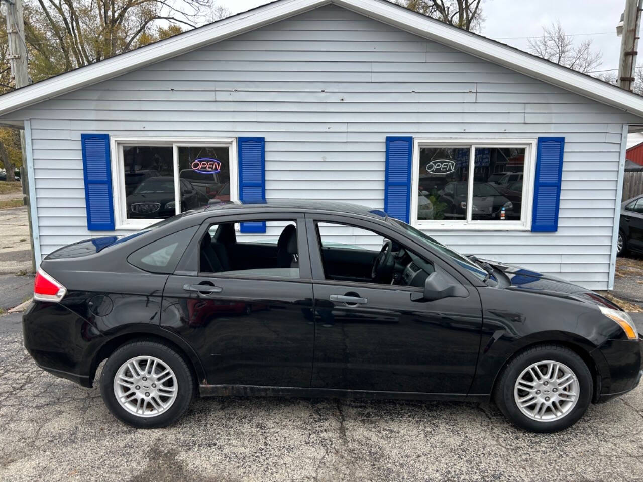 2010 Ford Focus for sale at Quality Cars Machesney Park in Machesney Park, IL