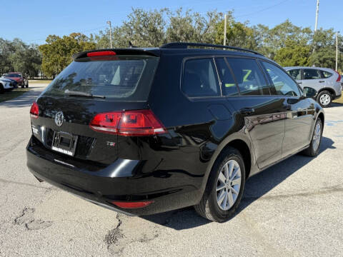 2016 Volkswagen Golf SportWagen