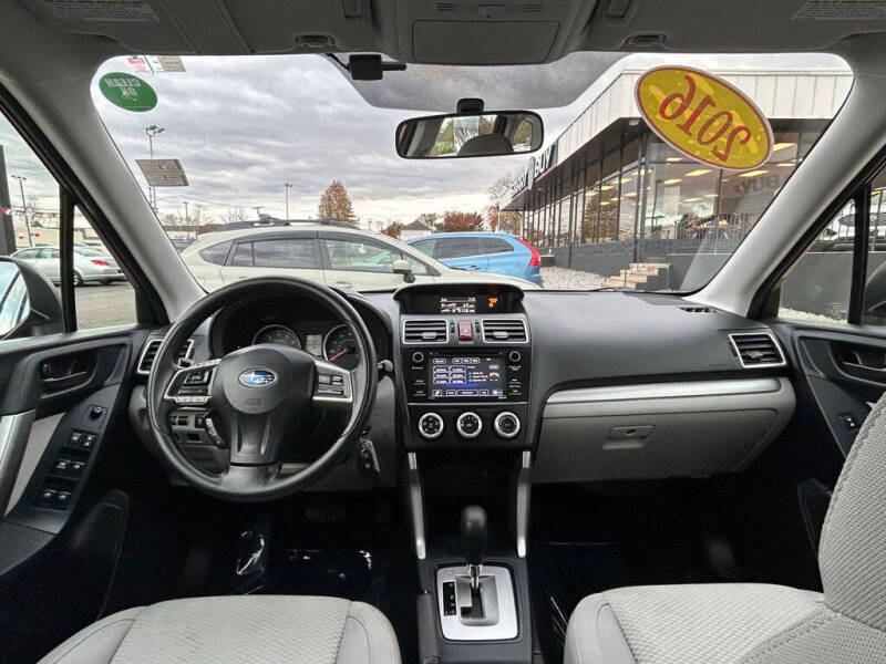 2016 Subaru Forester 2.5i