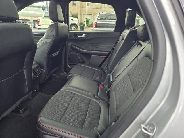 2023 Ford Escape ST-Line Select