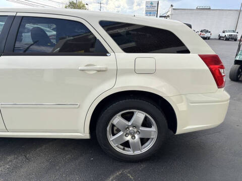2005 Dodge Magnum SXT