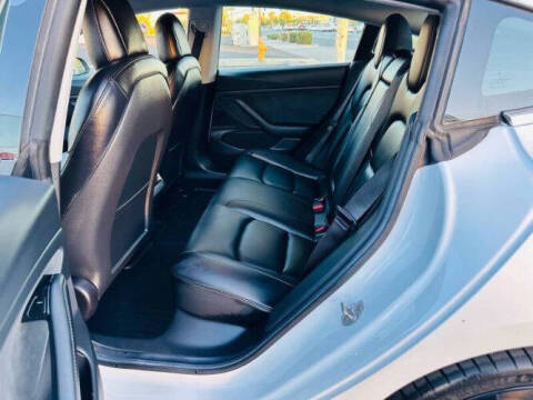 2019 Tesla 3