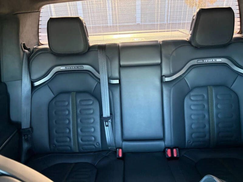 2022 Rivian R1T Launch Edition