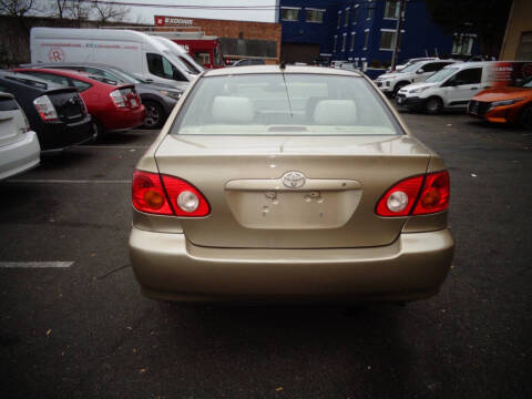 2004 Toyota Corolla CE