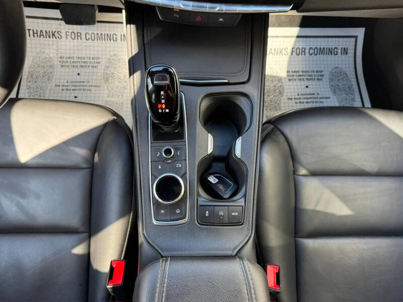 2024 Cadillac XT4 Premium Luxury