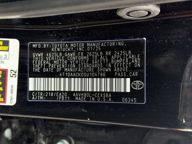 2025 Toyota Camry SE