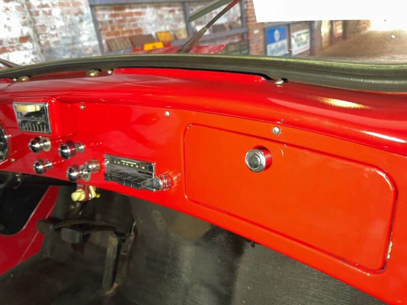 1955 International R-100
