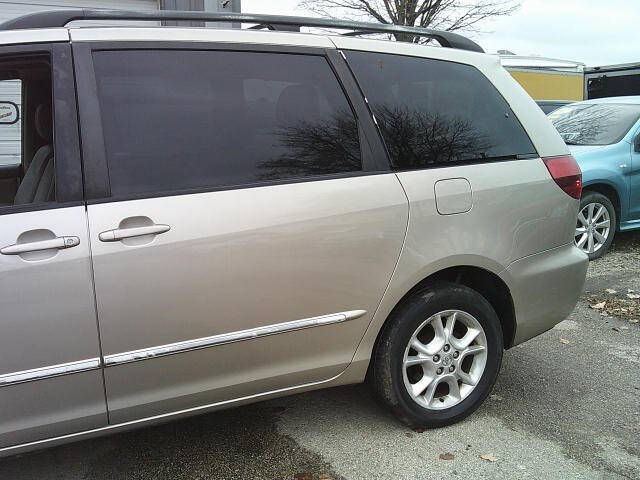 2004 Toyota Sienna XLE Limited 7 Passenger