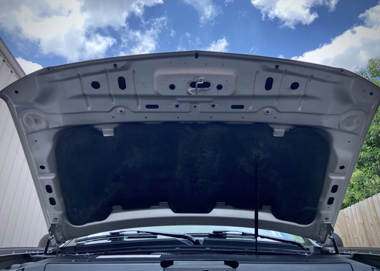 2008 Chevrolet Suburban 11