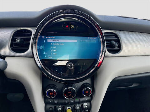 2023 MINI Hardtop 2 Door Cooper SE