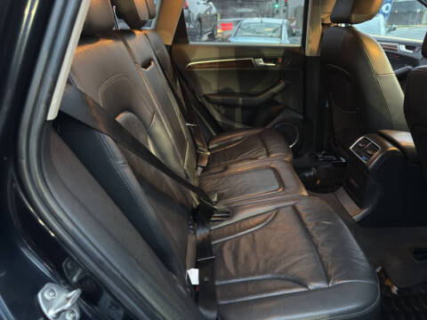 2012 Audi Q5 3.2 quattro Premium Plus