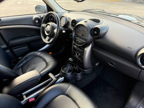 2015 MINI Countryman Cooper